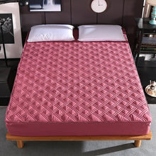 Load image into Gallery viewer, New Six Sides All Inclusive Quilted Mattress Cover Soft Fiber Topper Pad Plain Solid Color Bed Mattress Protector Anti Dust Mite